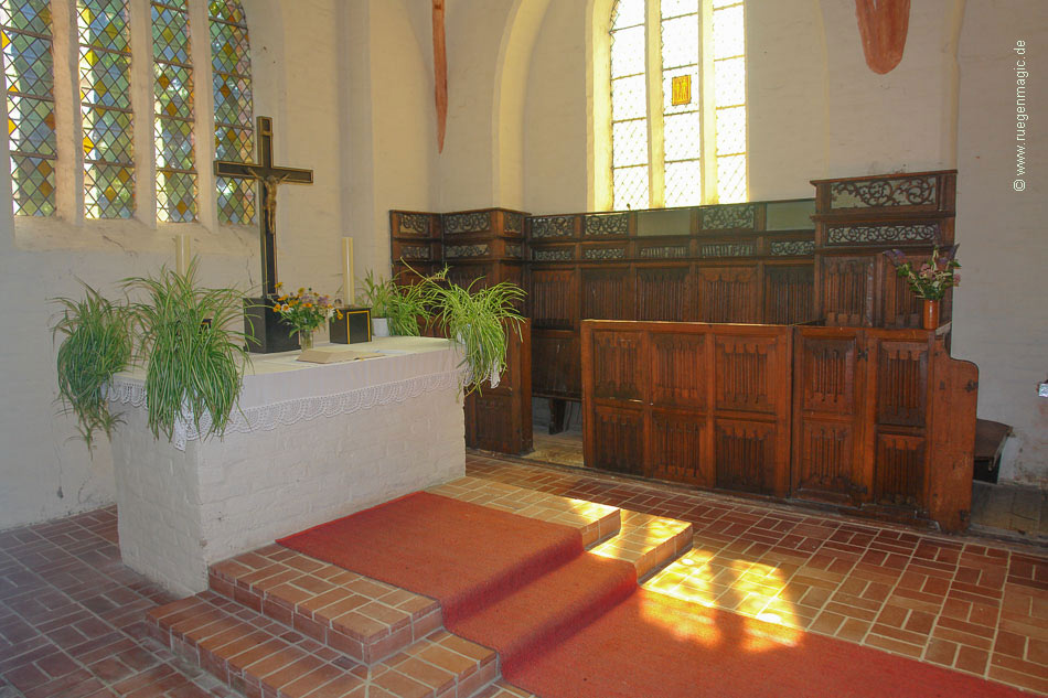Blick in den Chor der Kirche Lancken-Granitz