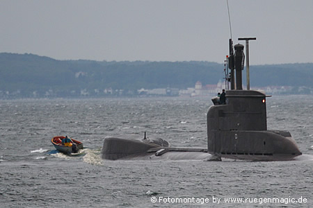 Fotomontage U-Boot jagt Angler vor Rügen