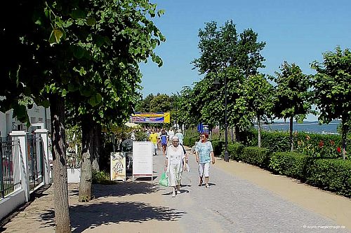 Uferpomenade in der Hafen Sassnitz