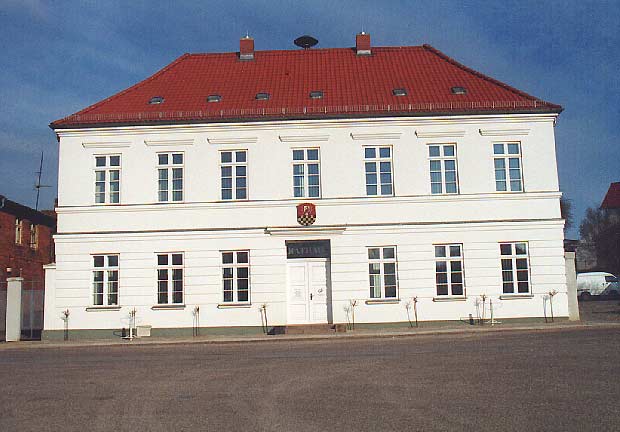 Rathaus Putbus im Jahr 2000