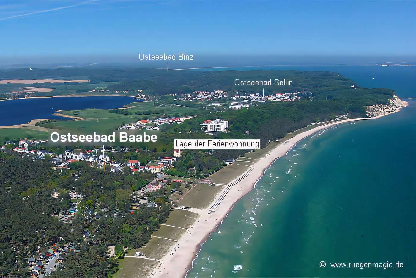 Luftaufnahme des Ostseebades Baabe mit Lage der Fewo