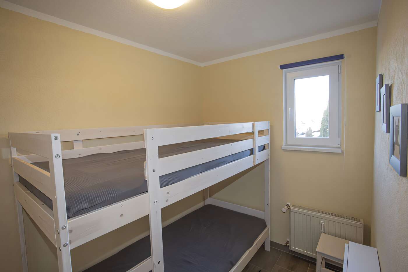 separate Schlafzimmer mit Etagenbett