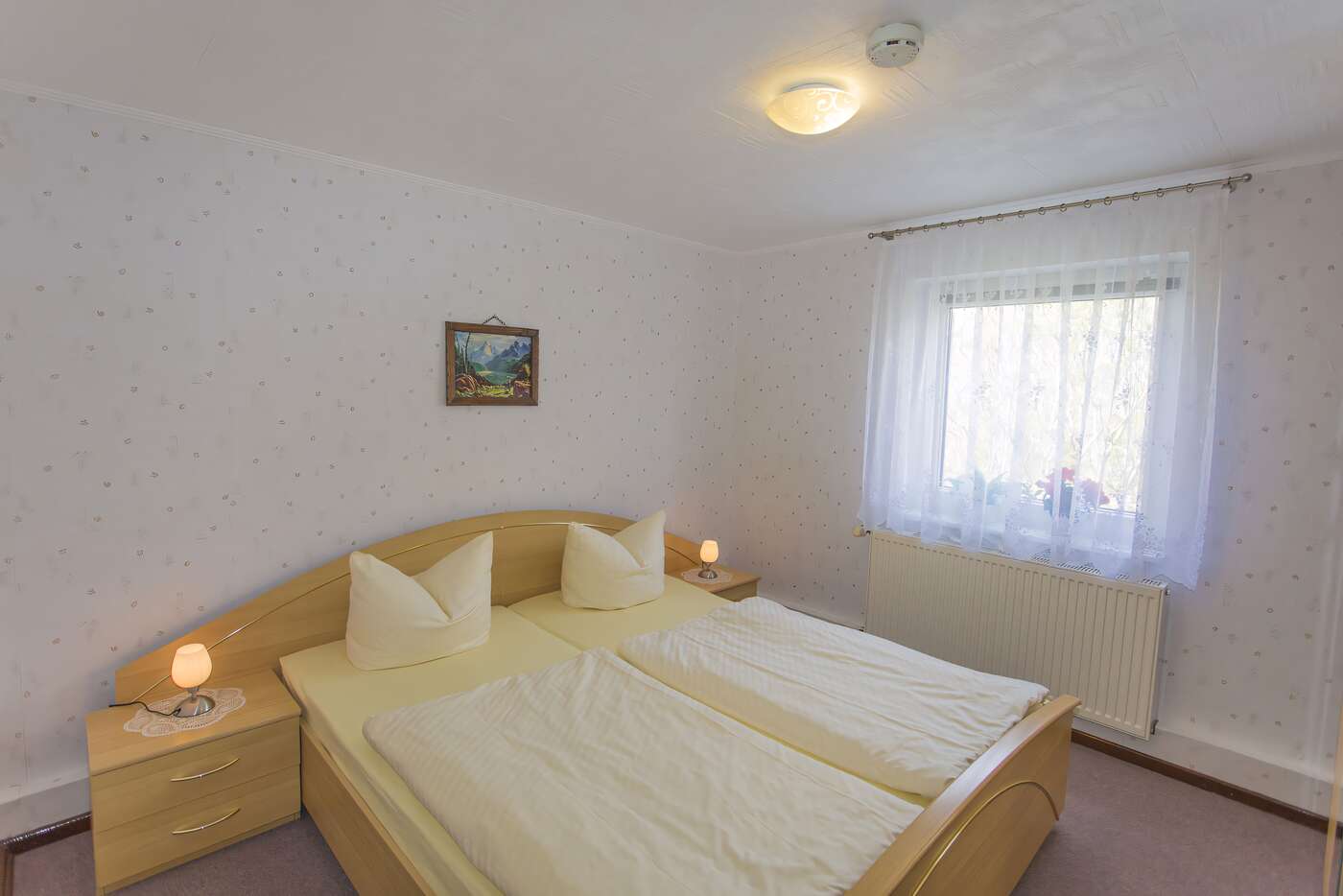 Das Schlafzimmer 2 mit Doppelbett