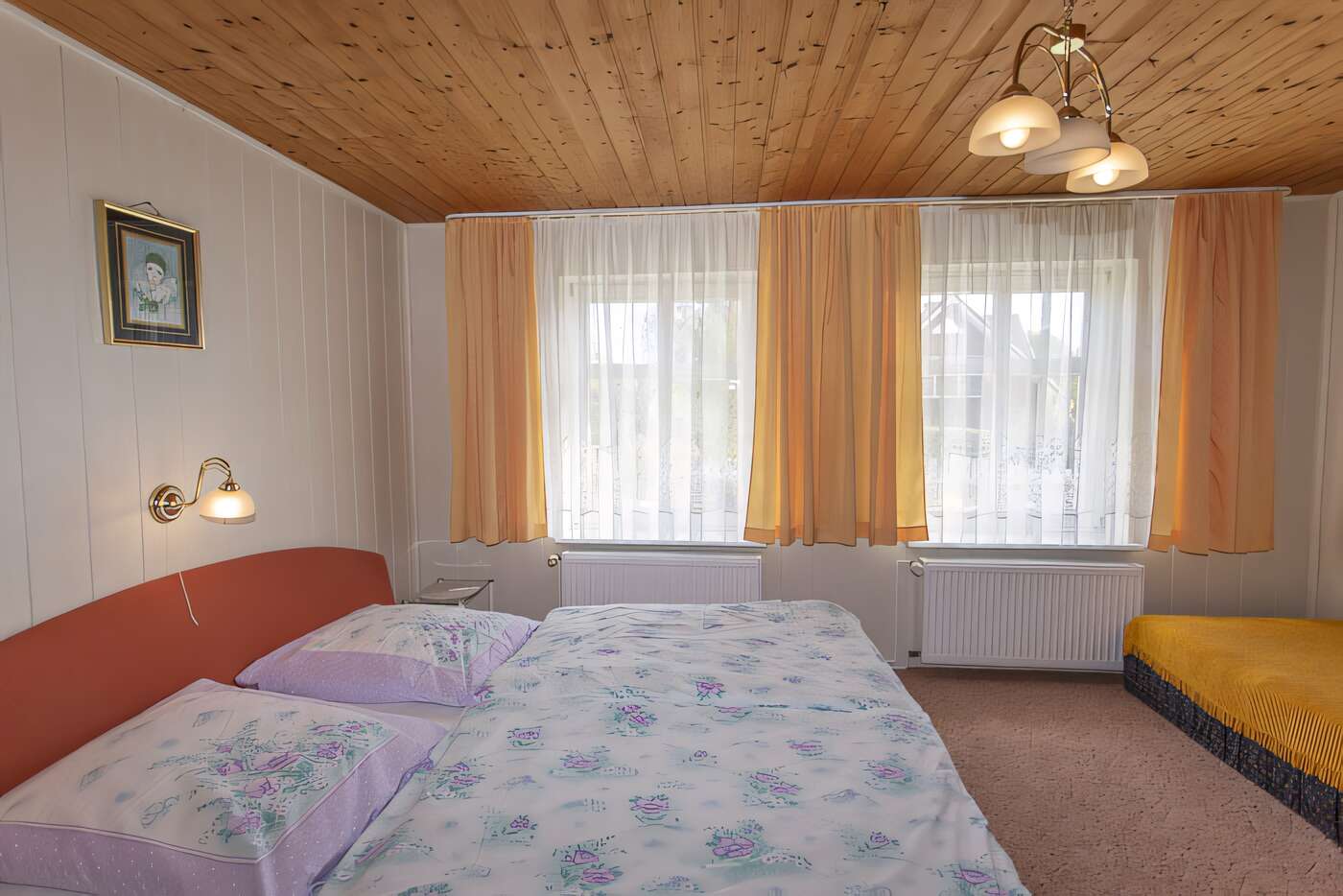 60qm-Fewo 1 - separates Schlafzimmer mit Doppelbett