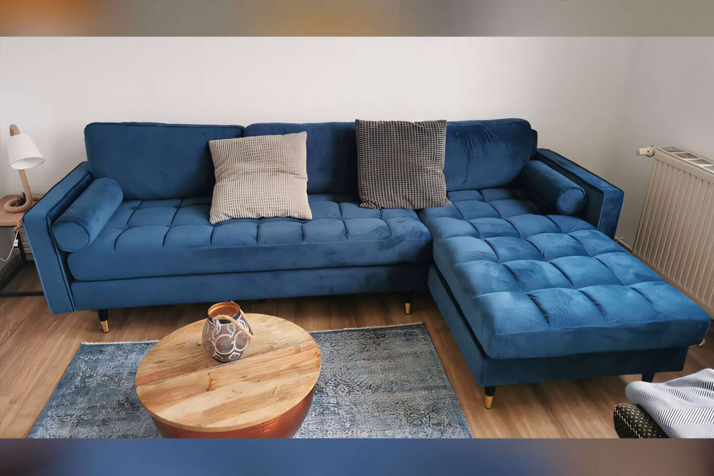 Fewo 1 - die Couch im Wohnzimmer
